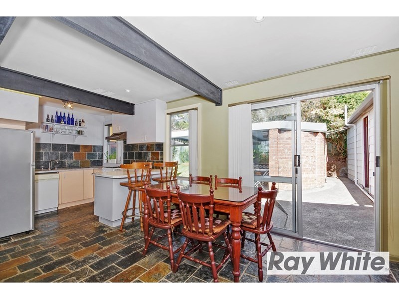 35 Churinga Circle, Koonawarra NSW 2530