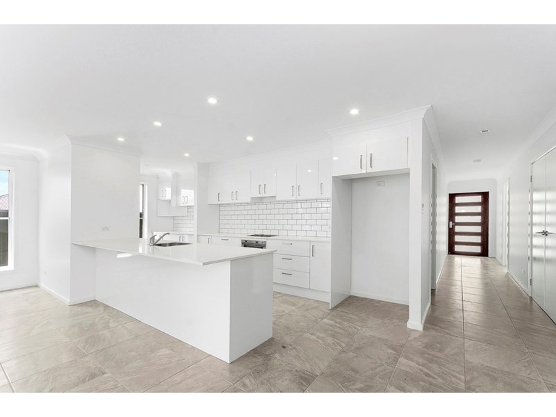 48 Stockyard Crescent, Horsley NSW 2530