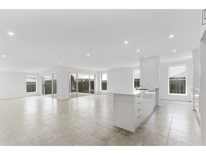 48 Stockyard Crescent, Horsley NSW 2530