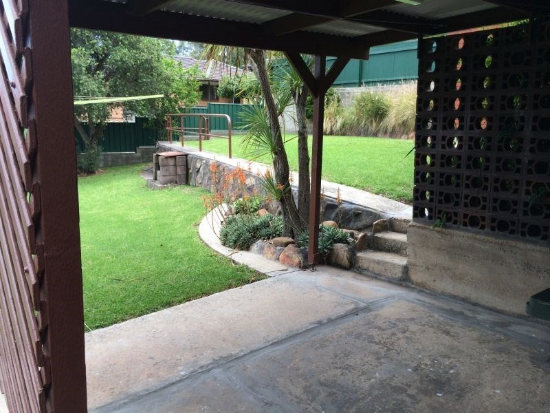 3 Ian Bruce Crescent, Balgownie NSW 2519