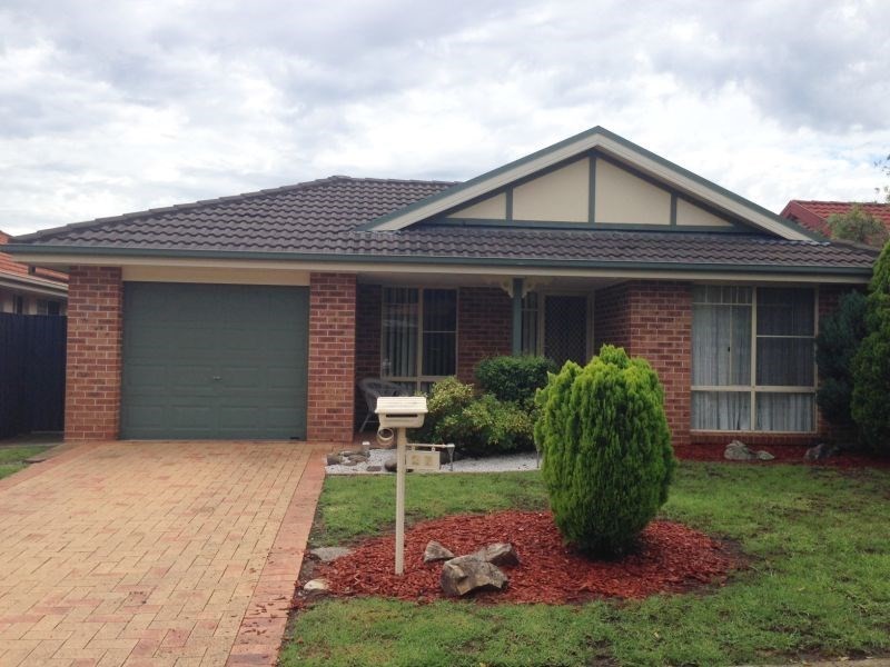 27 Glenwood Grove, Horsley NSW 2530