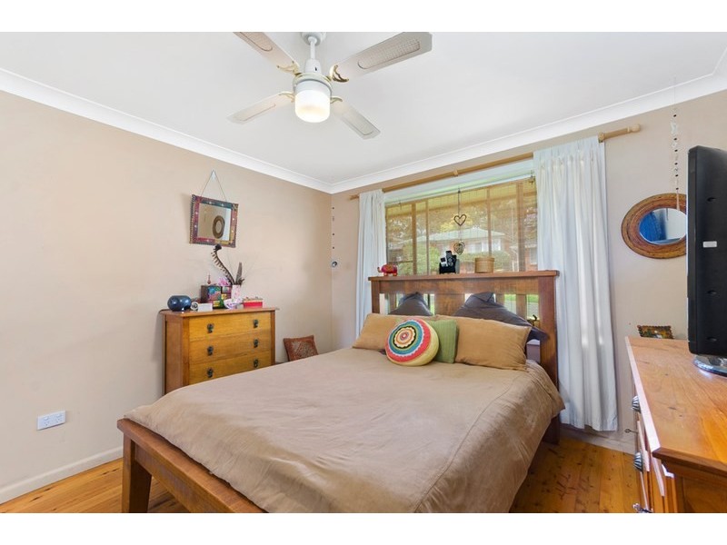 17 Devon Road, Dapto NSW 2530