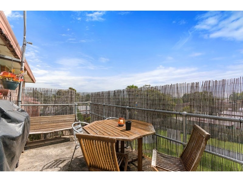 17 Devon Road, Dapto NSW 2530