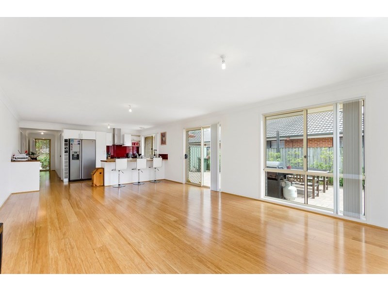 33 Karara Avenue, Horsley NSW 2530