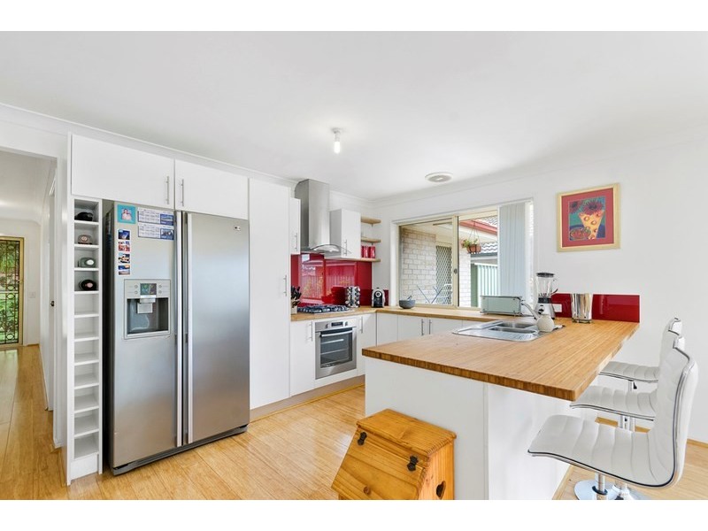 33 Karara Avenue, Horsley NSW 2530