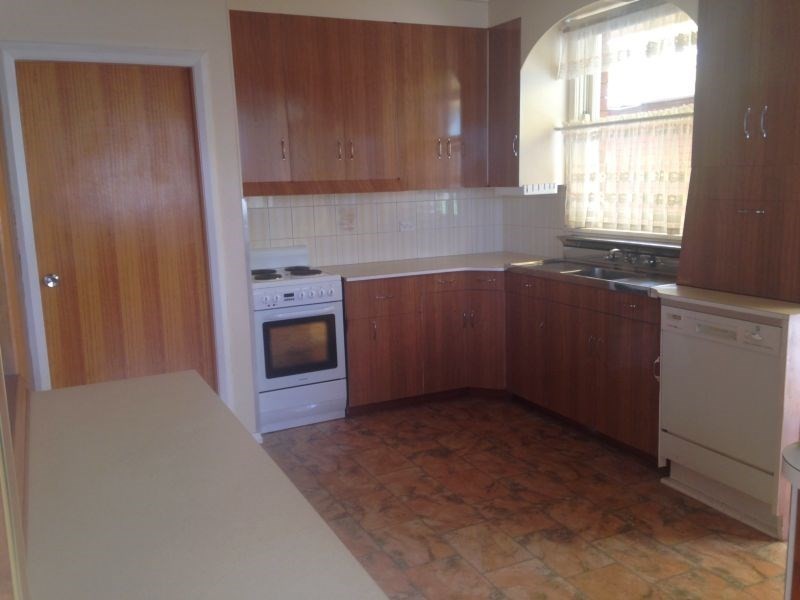 1 Avonlea Street, Dapto NSW 2530
