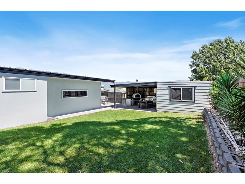16 Tarana Avenue, Kanahooka NSW 2530