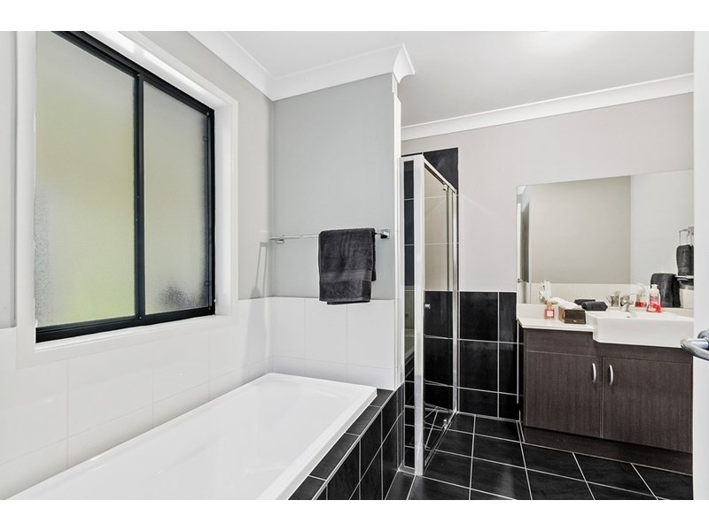 38 Mallon Avneue, Horsley NSW 2530