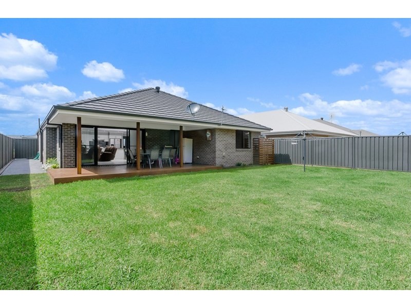 38 Mallon Avneue, Horsley NSW 2530