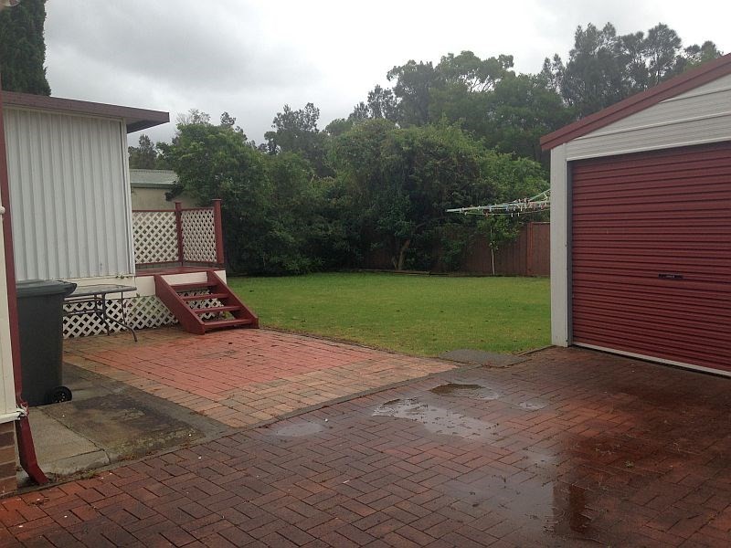 10 Eleebana Crescent, Koonawarra NSW 2530