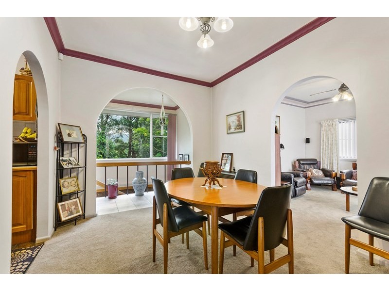 14 Prince Edward Drive, Dapto NSW 2530