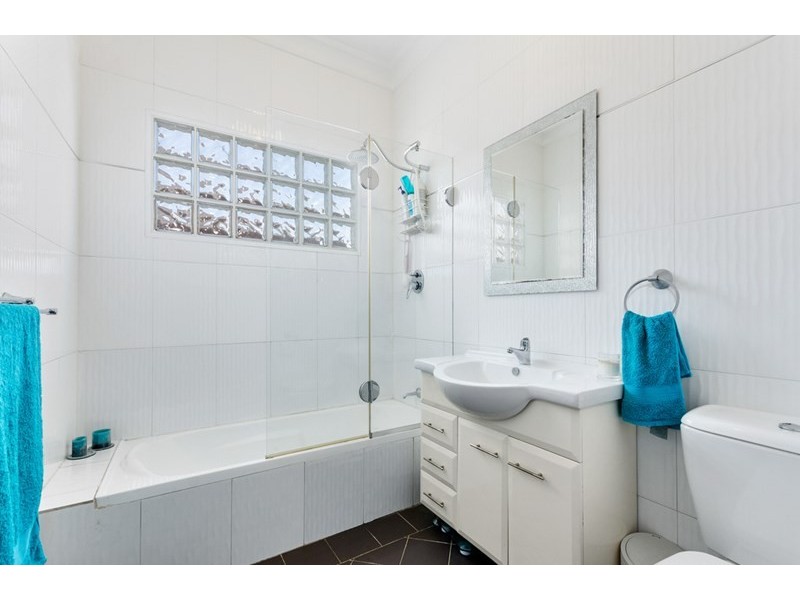 18 Burke Road, Dapto NSW 2530