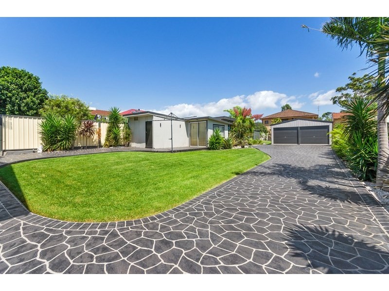 18 Burke Road, Dapto NSW 2530