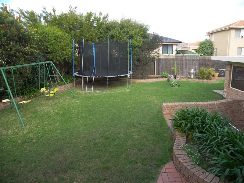 11 TIMMS Place, Horsley NSW 2530