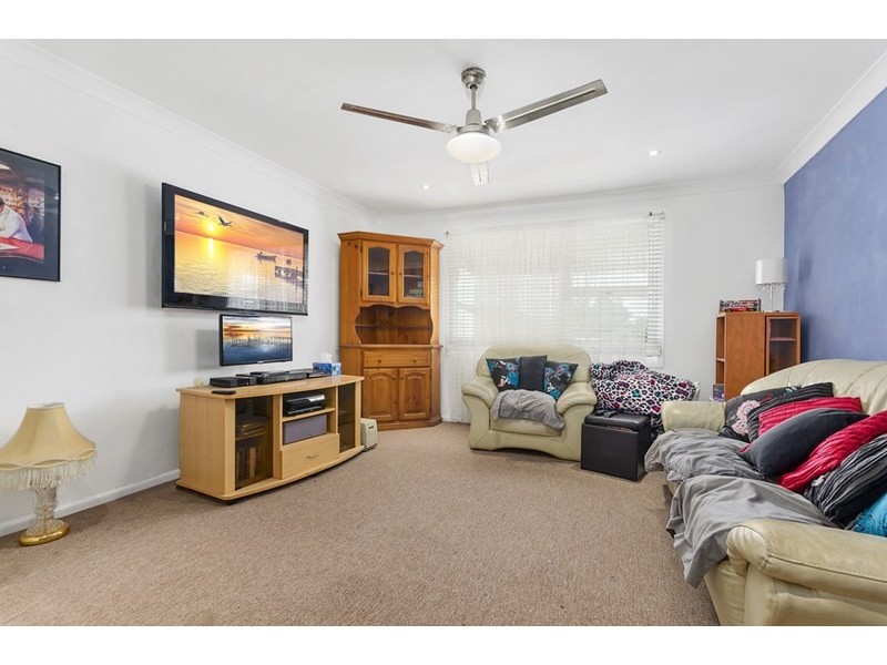 2 Truman Avenue, Dapto NSW 2530