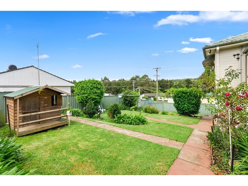 2 Truman Avenue, Dapto NSW 2530