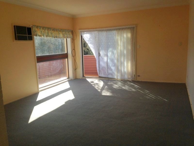 1/9 Mineral Road, Oak Flats NSW 2529