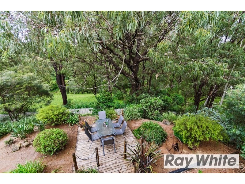 64 Tamarind Drive, Cordeaux Heights NSW 2526