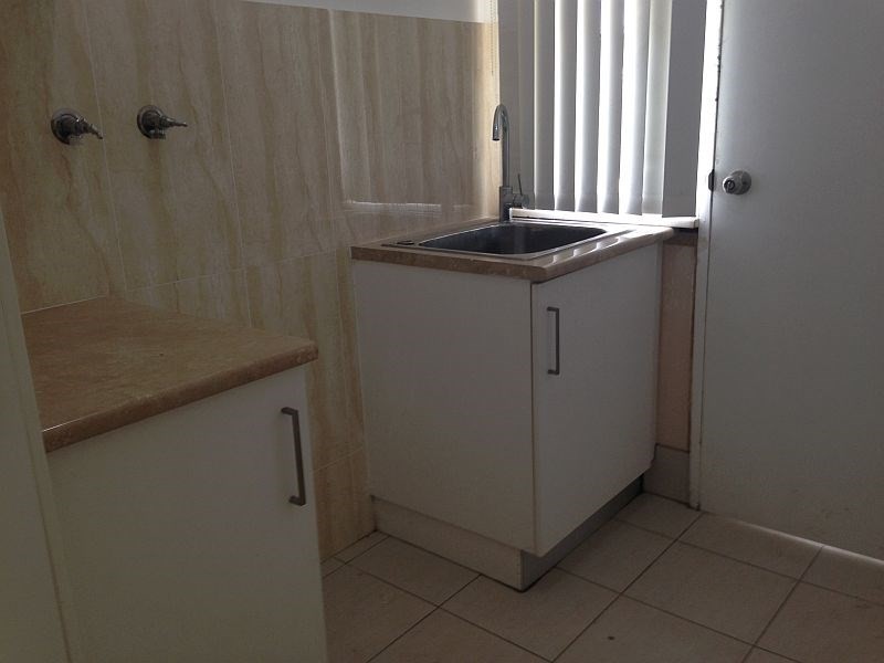 50 Eleebana Crescent, Koonawarra NSW 2530