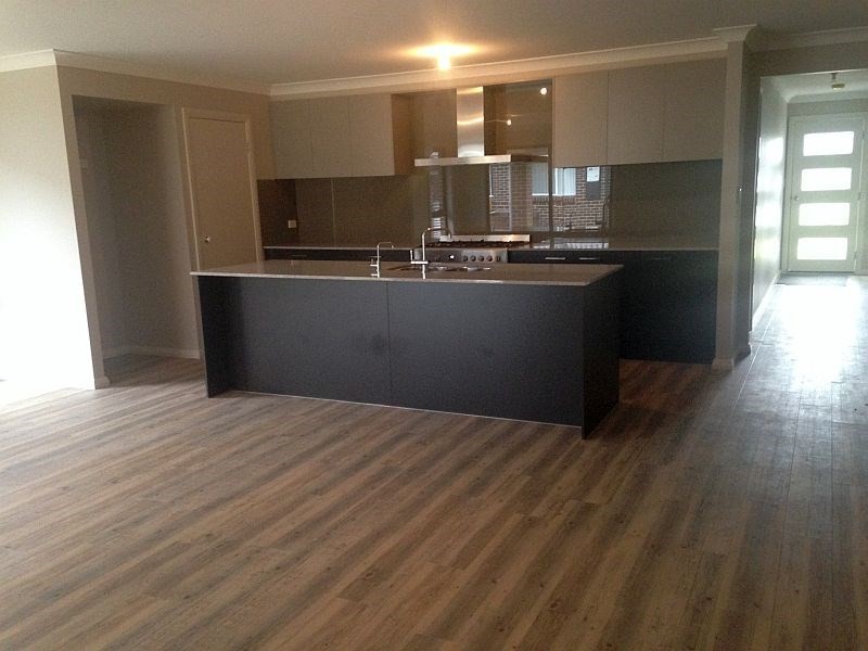 13 Wholahan Avenue, Horsley NSW 2530