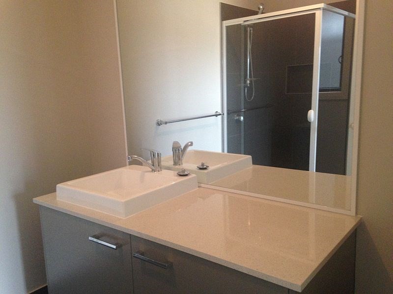 13 Wholahan Avenue, Horsley NSW 2530