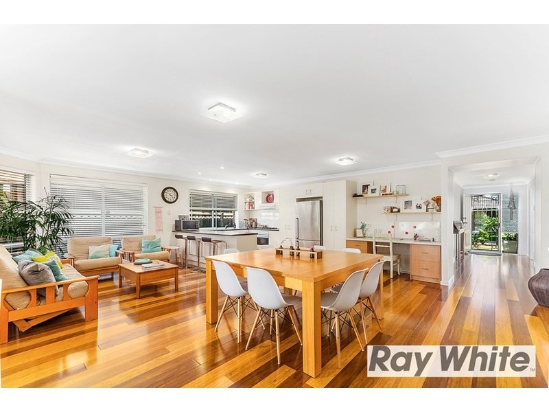 7 Oakwood Place, Horsley NSW 2530