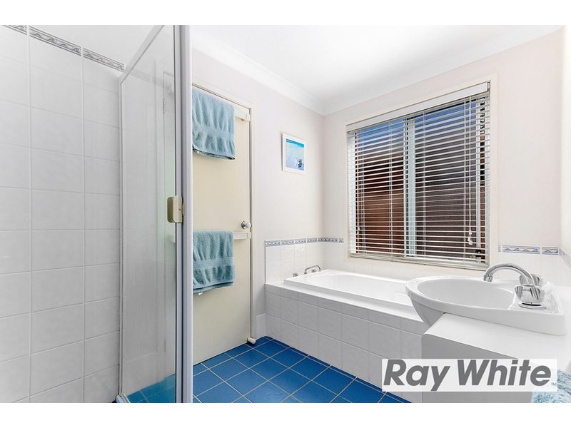 7 Oakwood Place, Horsley NSW 2530