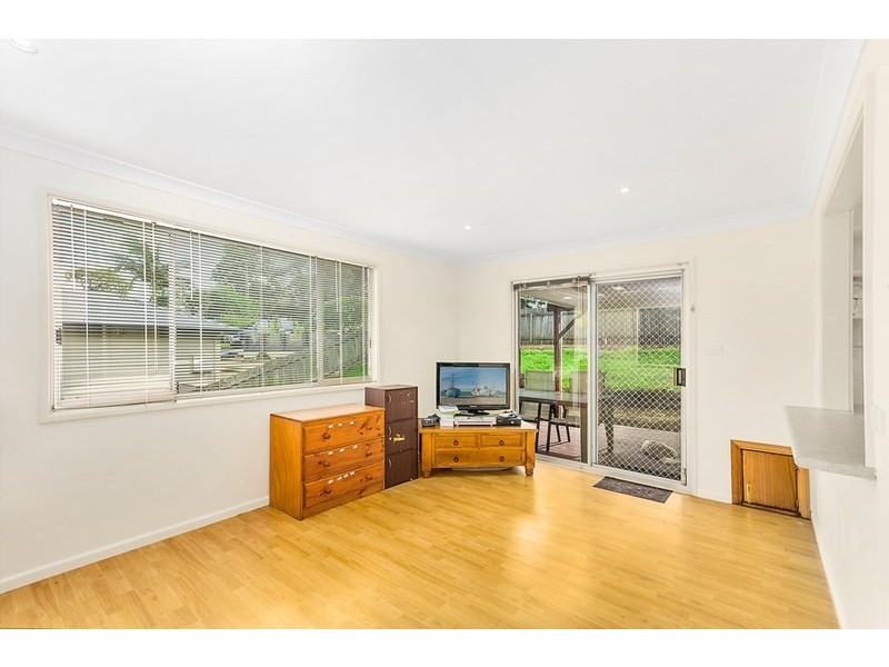 24 Bright Parade, Dapto NSW 2530