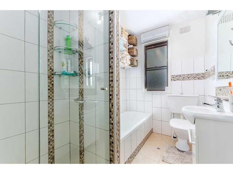 33 Churinga Circle, Koonawarra NSW 2530