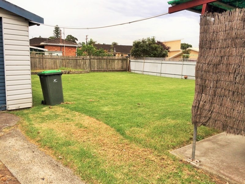 2 Cornwell Place, Berkeley NSW 2506