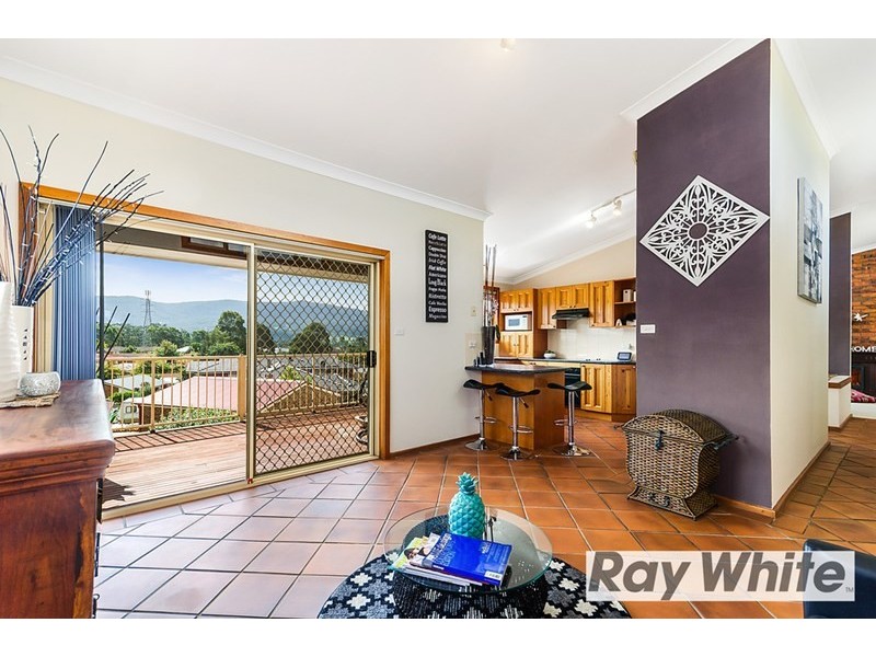 28 Lucas Drive, Horsley NSW 2530
