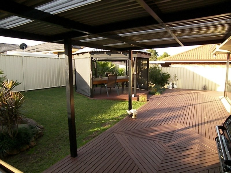 32 SELWYN Grove, Horsley NSW 2530