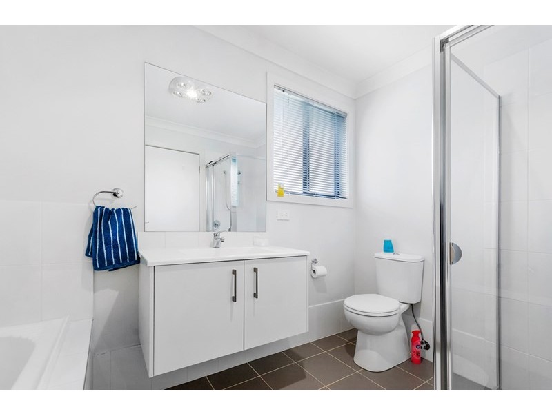 39 Flemmings Crescent, Horsley NSW 2530