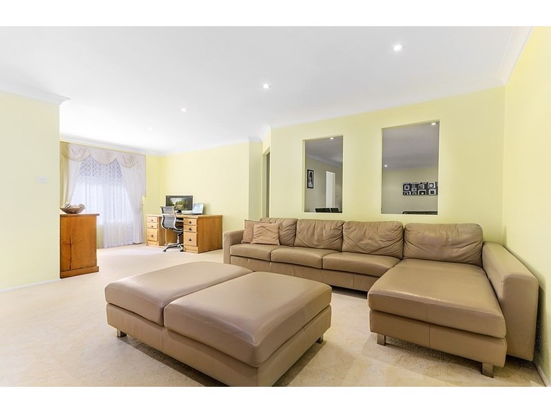 7 Felix Avenue, Horsley NSW 2530