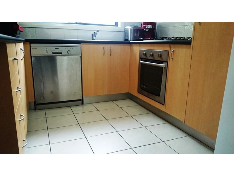 4/17-19 Robertson Street, Coniston NSW 2500