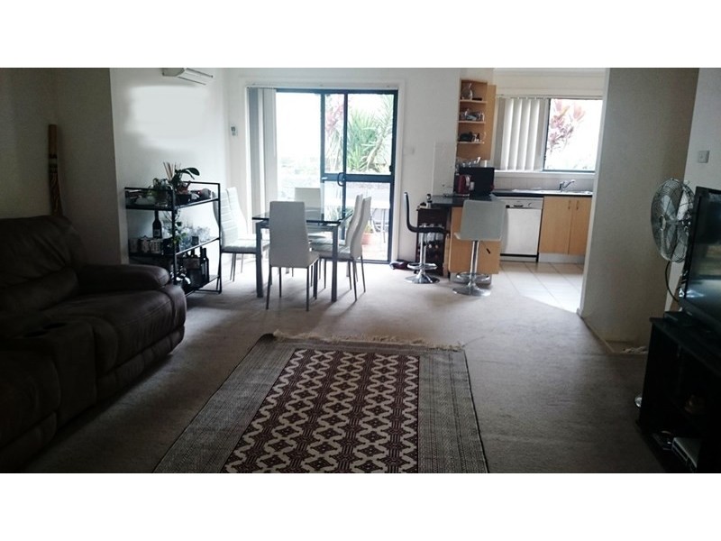 4/17-19 Robertson Street, Coniston NSW 2500