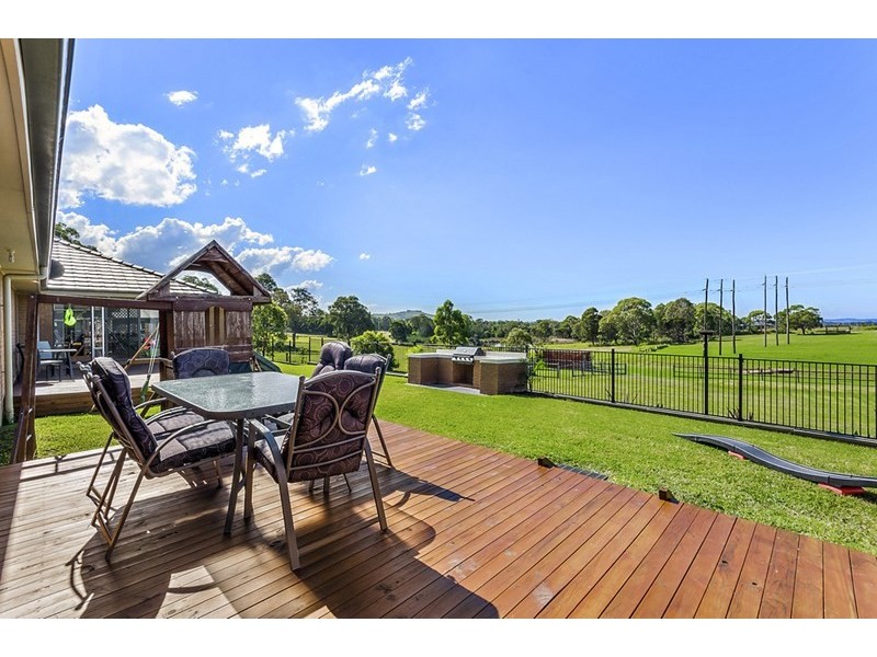 13 Larkins Lane, Yallah NSW 2530