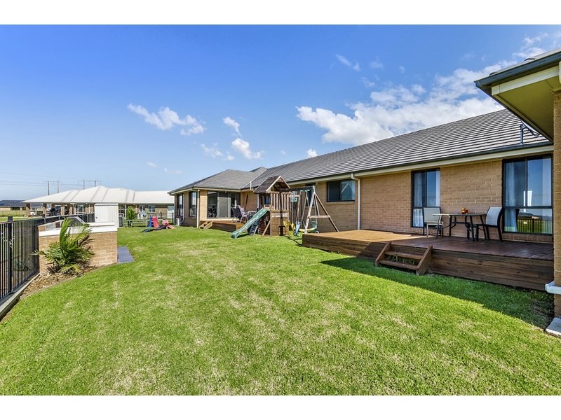 13 Larkins Lane, Yallah NSW 2530