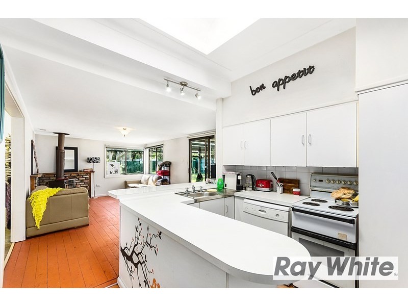 19 Kapooka Avenue, Dapto NSW 2530