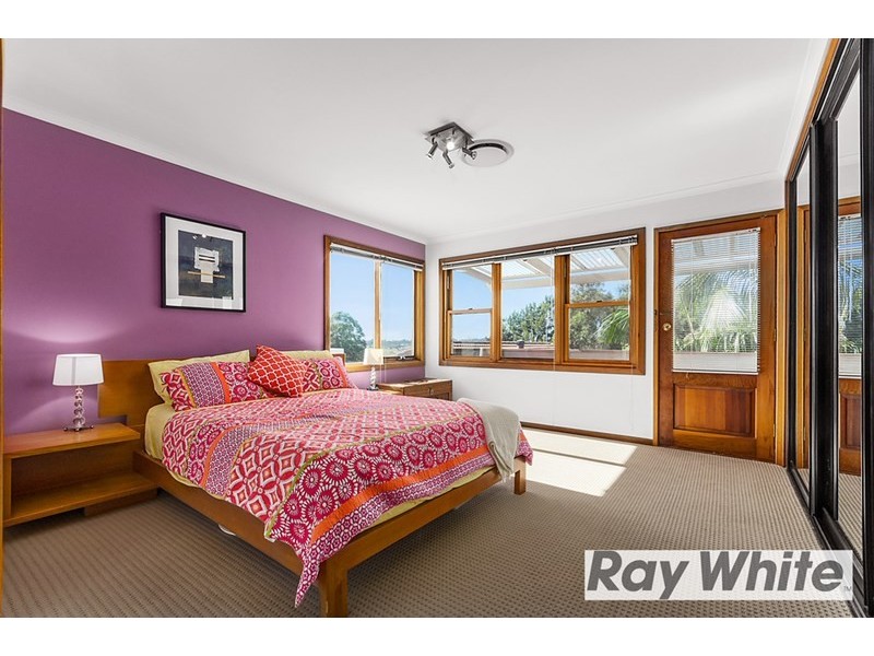 11 Deenyi Close, Cordeaux Heights NSW 2526