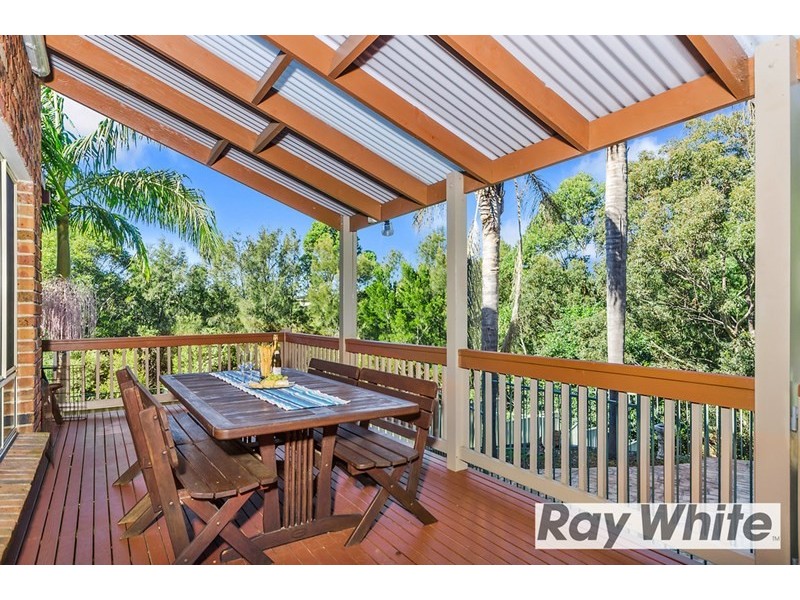 11 Deenyi Close, Cordeaux Heights NSW 2526