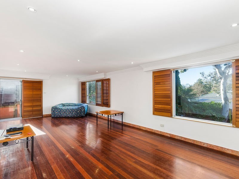 39 Tallawong Crescent, Dapto NSW 2530