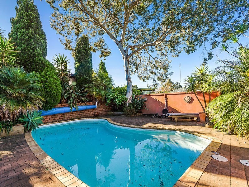 39 Tallawong Crescent, Dapto NSW 2530