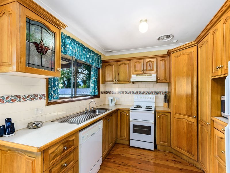 26 Mawarra Avenue, Dapto NSW 2530