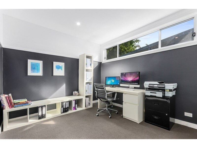 16 Booyong Street, West Wollongong NSW 2500