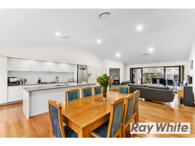 30 Haywards Bay Drive, Haywards Bay NSW 2530