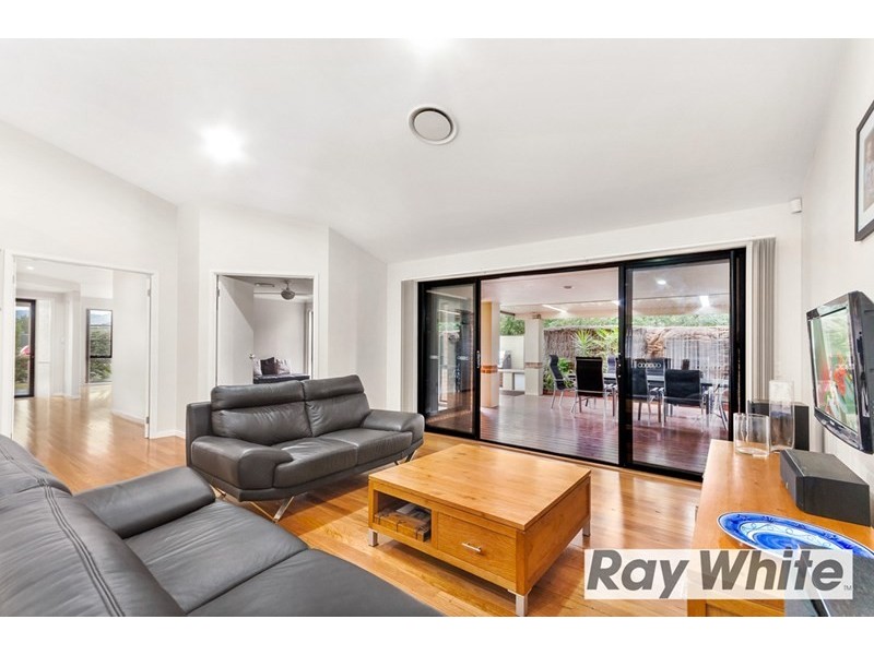 30 Haywards Bay Drive, Haywards Bay NSW 2530