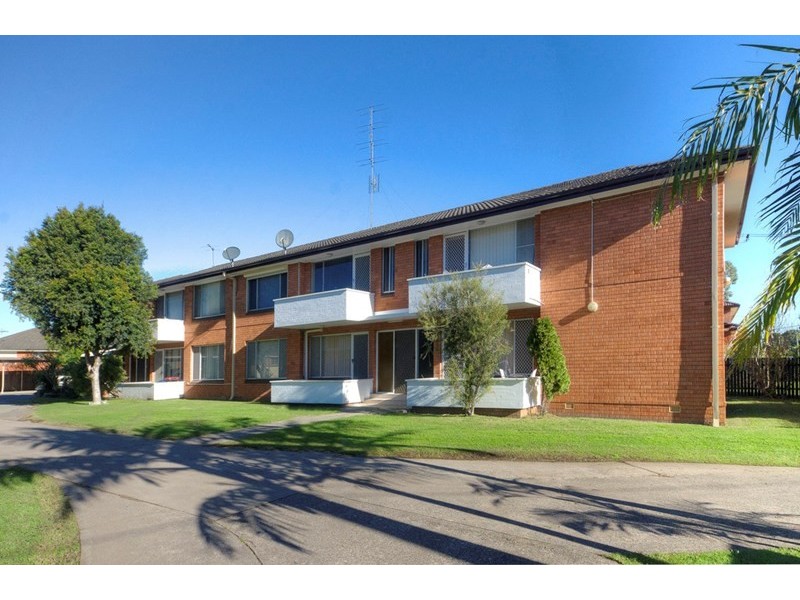 4/17 Prince Edward Drive, Dapto NSW 2530