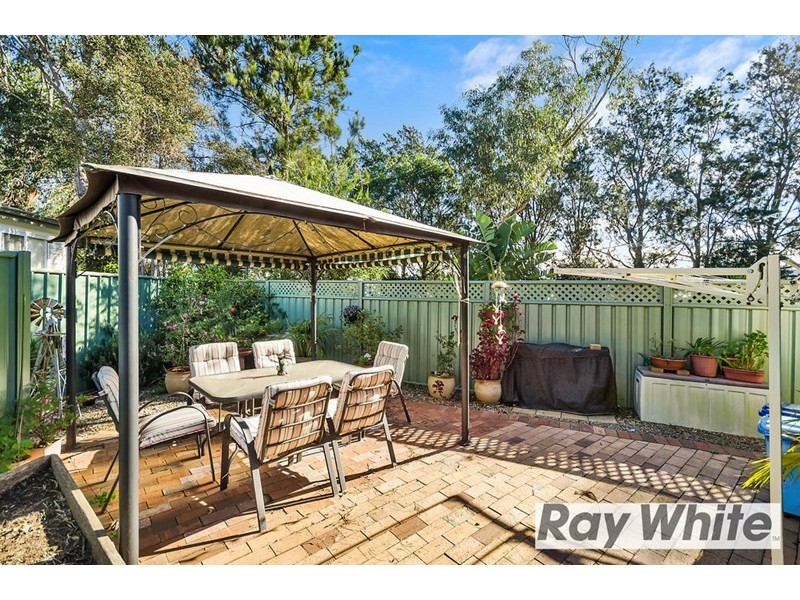 143 Acacia Close, Kanahooka NSW 2530