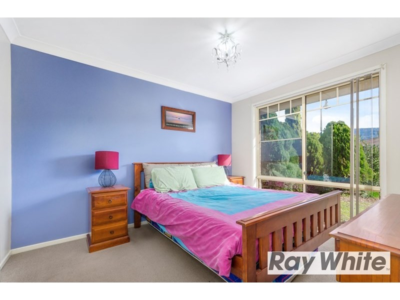 27 Glenwood Grove, Horsley NSW 2530